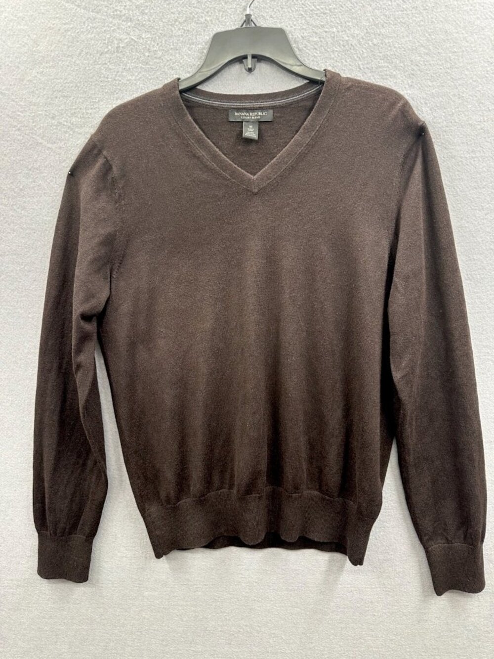 Banana Republic Luxury Blend Mens M V Neck Sweater Silk Cotton Cashmere Brown